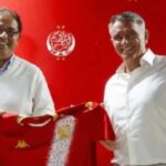 كارتيرون يعود لإنقاذ الوداد… فهل يقوده نحو الصدارة؟